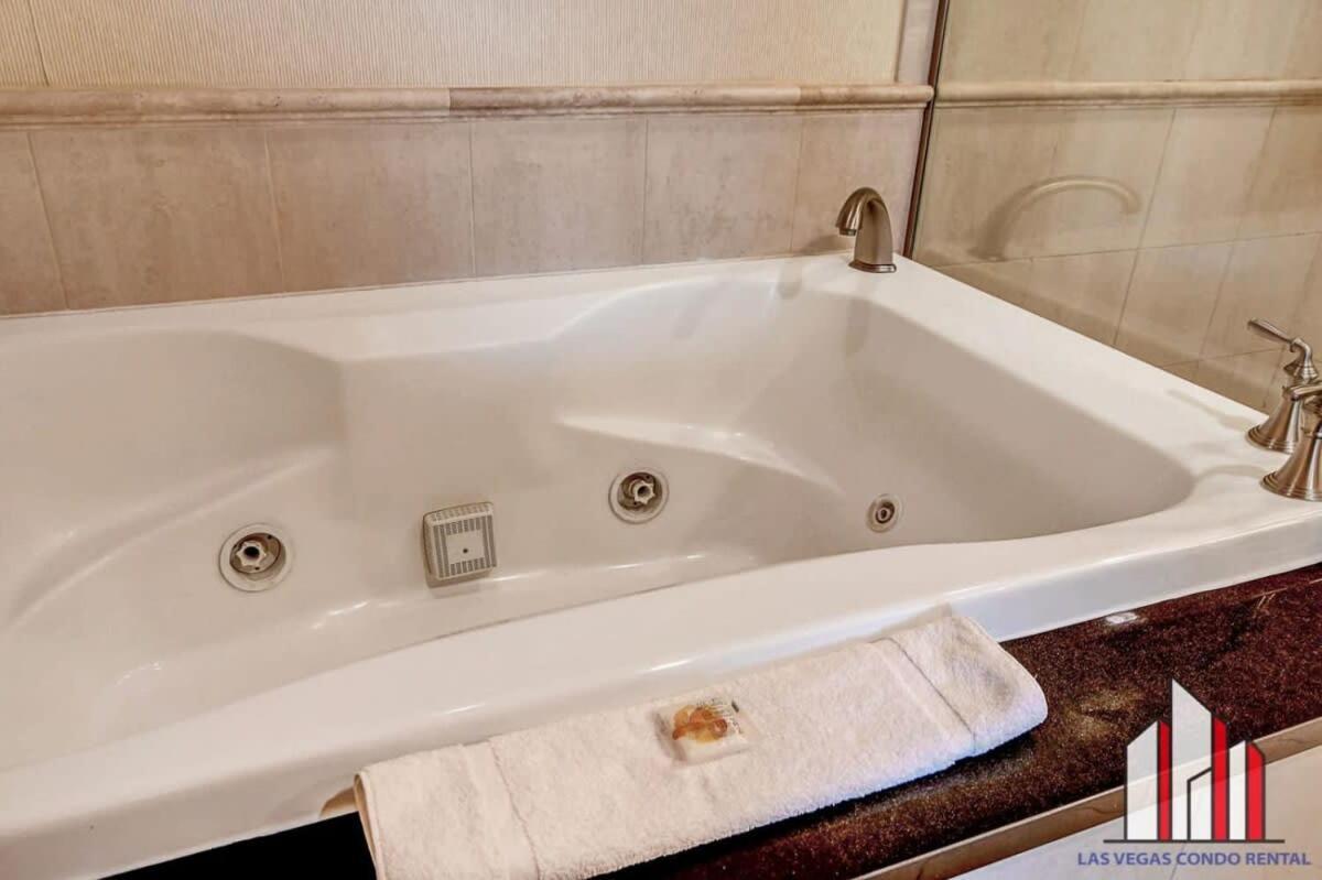 Mgm Signature-11-604 Jacuzzi Studio Las Vegas Extérieur photo
